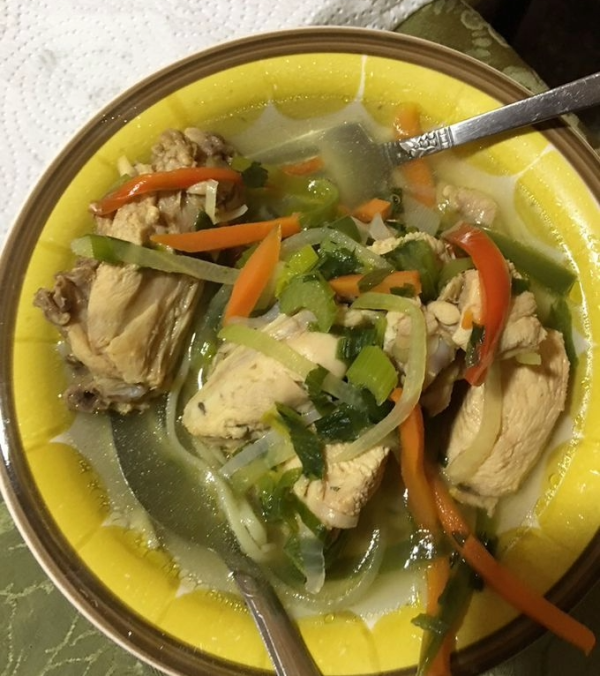 image (39) SOPA MEIN POLLO