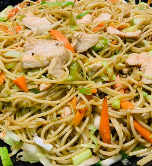 image (48) CHOW MEIN POLLO