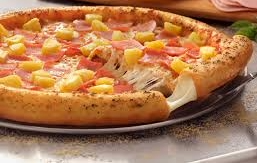 PIZZA HUAWAIIAN CON ORILLA DE QUESO.